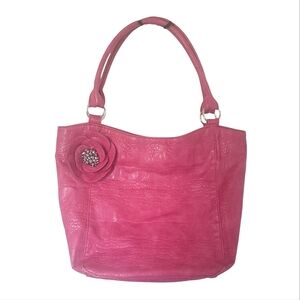 Elegant Pink Shoulder Bag with Floral Accent